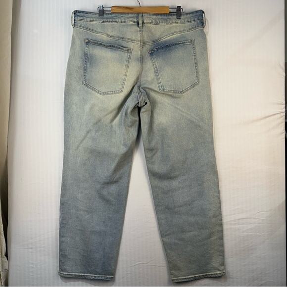 Old Navy Light Wash Denim Jeans O.G. Loose Leg Size 20 High-Rise Sun Bleached - Picture 2 of 8